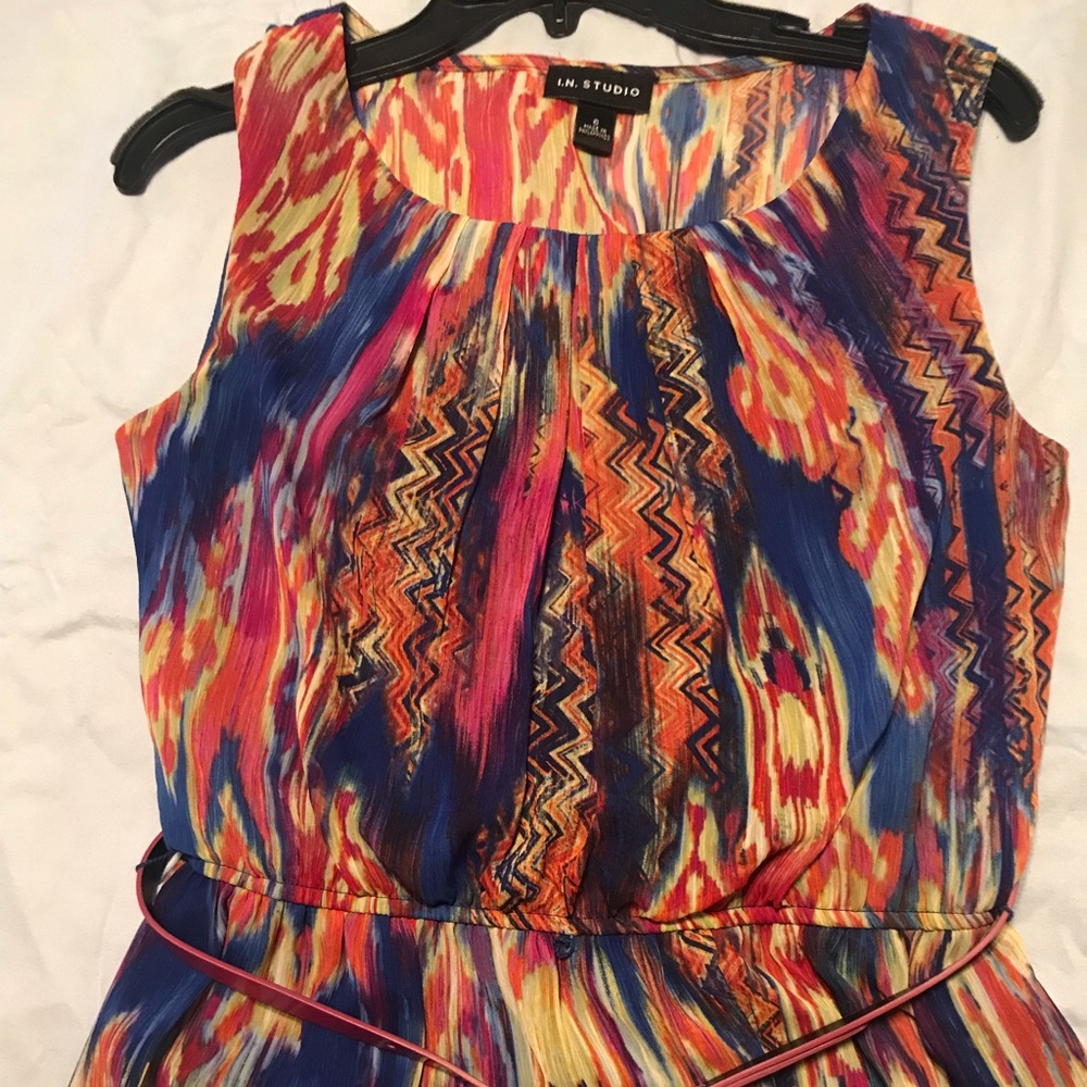 Dress - Picture 2 of 5